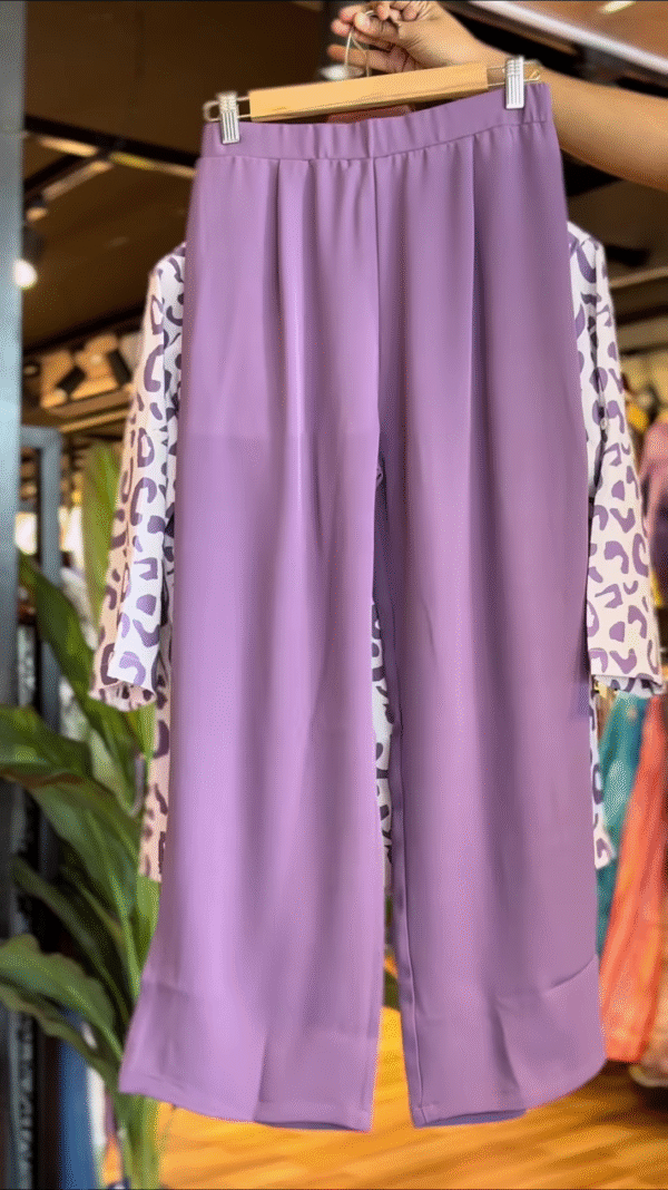 Lilac Leopard Print Co-Ord Set with Solid Inner & Shorts – Bold & Breezy - Image 2