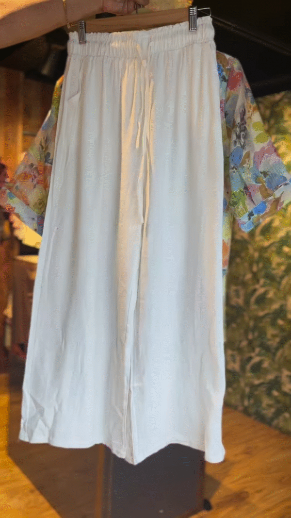 Breezy Pastel Floral Co-Ord Set with White Cotton Shorts – Summer Bloom Vibes - Image 2