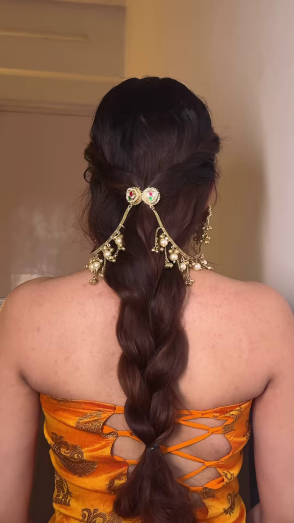 Elegant Gold-Toned Ear Chains (Kaan Chains/Mattals) with Floral Design and Pearl Drops - Image 3