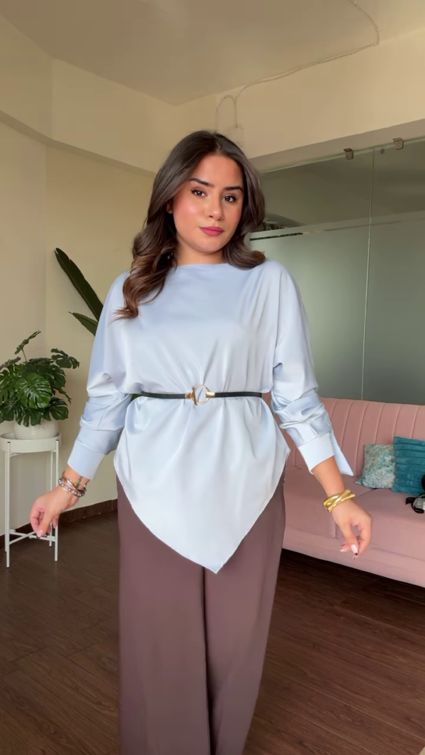 Elegant Satin Blouse with Twisted Front Detail and Long Sleeves - Image 3