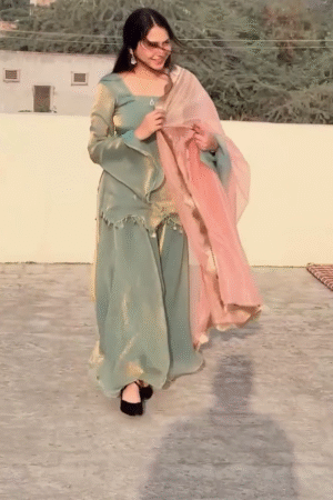 Verdant Royal Harmony 🌿 Green & Gold Kurta Palazzo Set with Blush Pink Dupatta, Zari Embroidery & Ethnic Elegance – Terrace Bloom Edition 🌅💫"