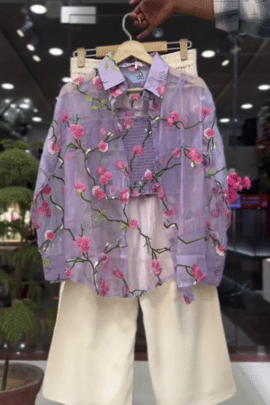 Warm Caramel Brown Collared Button-Down Cropped Shirt with Dual Flap Pockets & Black Wide-Leg Culottes Set 🤎👔👖✨