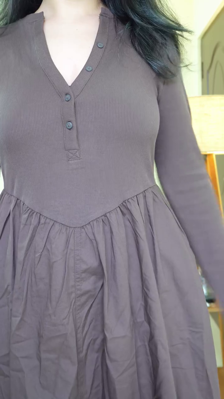 Minimalist Grey Full-Length Ribbed Bodycon Knit Maxi Dress β Winter Casual & Evening Statement Outfit π€π©Ά - Image 5